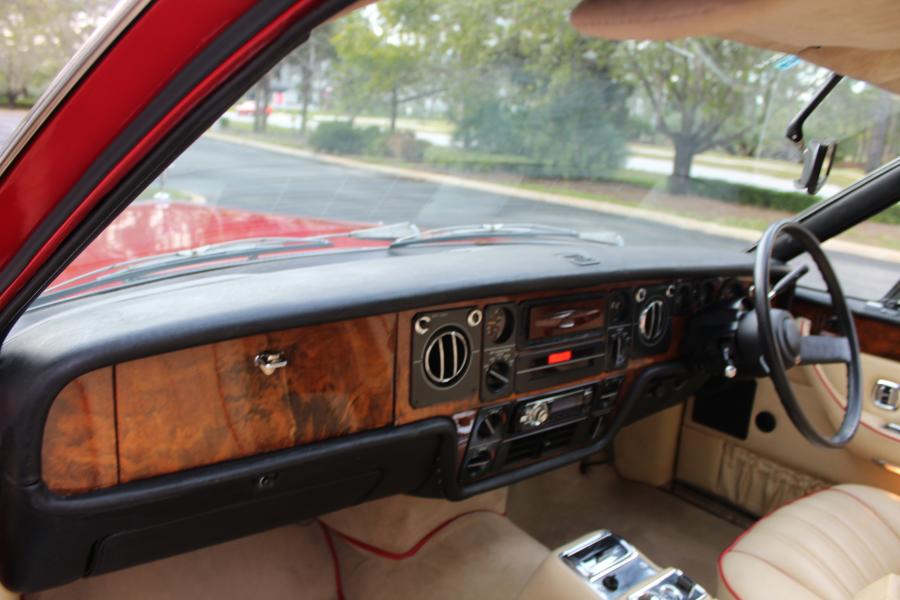 Торпедо Rolls-Royce Camargue Drophead Conversion (JRH 31878) 1978 года  (фото 10 из 21)